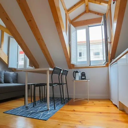 Golden Place - Cacilhas * Almada