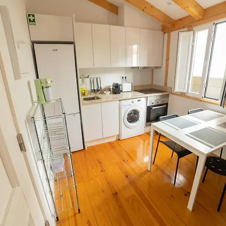 Golden Place - Cacilhas Almada