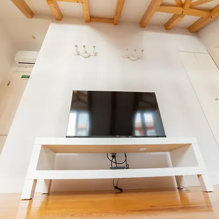 Golden Place - Cacilhas *