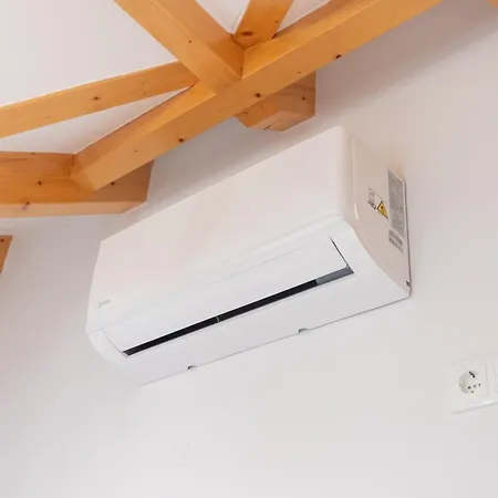 Golden Place - Cacilhas Almada