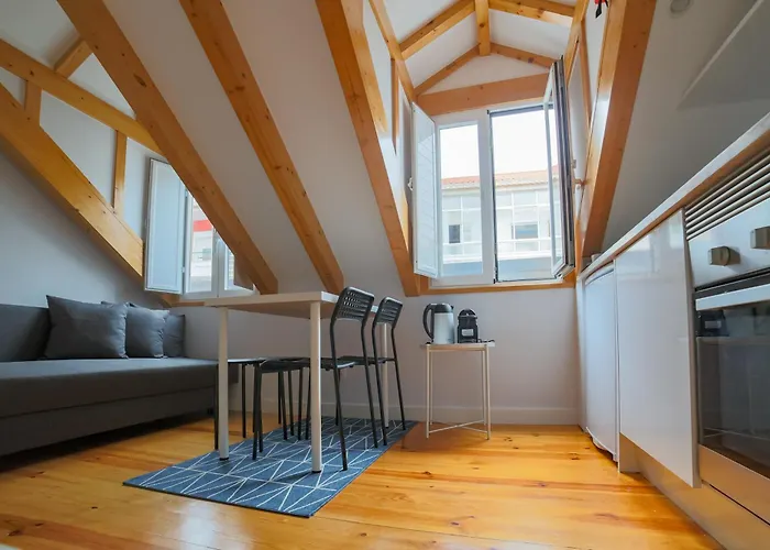 Golden Place - Cacilhas * Almada